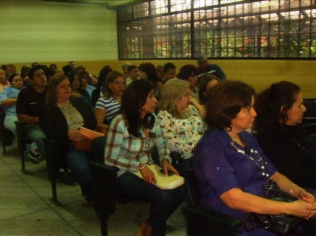 Parte de los asociados de CAPSTULA presentes en la asamblea ordinaria (Foto: Marlene Otero)