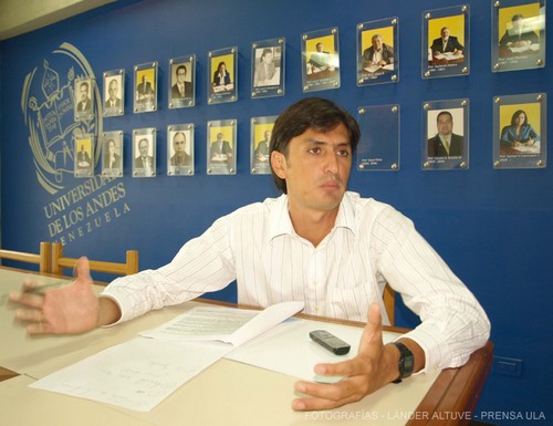 El director de la Escuela de Historia, Rafael Cuevas dijo que los estudiantes de la maestría en Historia de Venezuela y de otros postgrados de la Facultad de Humanidades y Educación contarán con un espacio dentro de esta actividad (Archivo: Archivo Prensa ULA)