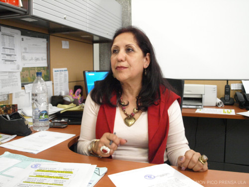 Sulma Benavides, directora de la Oficina Central de Grados y Egresados (Foto Ramón Pico)