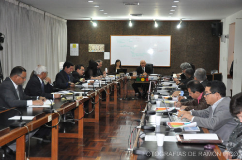 Consejo Universitario del lunes 08 de abril del 2013 (Foto Ramón Pico)