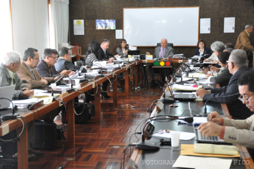 Reuniones en pro de la seguridad para universitarios y merideños propiciará la ULA ante la gobernación(Foto: Ramón Pico)