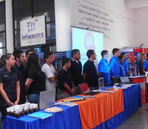 Estudiantes de las doce universidades participantes. (Foto: Cortesía UNEFA)   