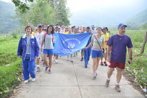 .Ulandinos y tovareños caminaron en la celebración de los 230 años de la ULA